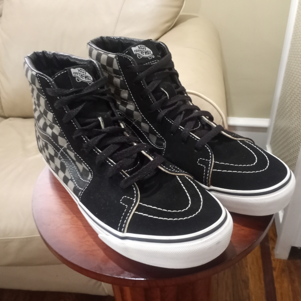Vans - Picture 3 of 6